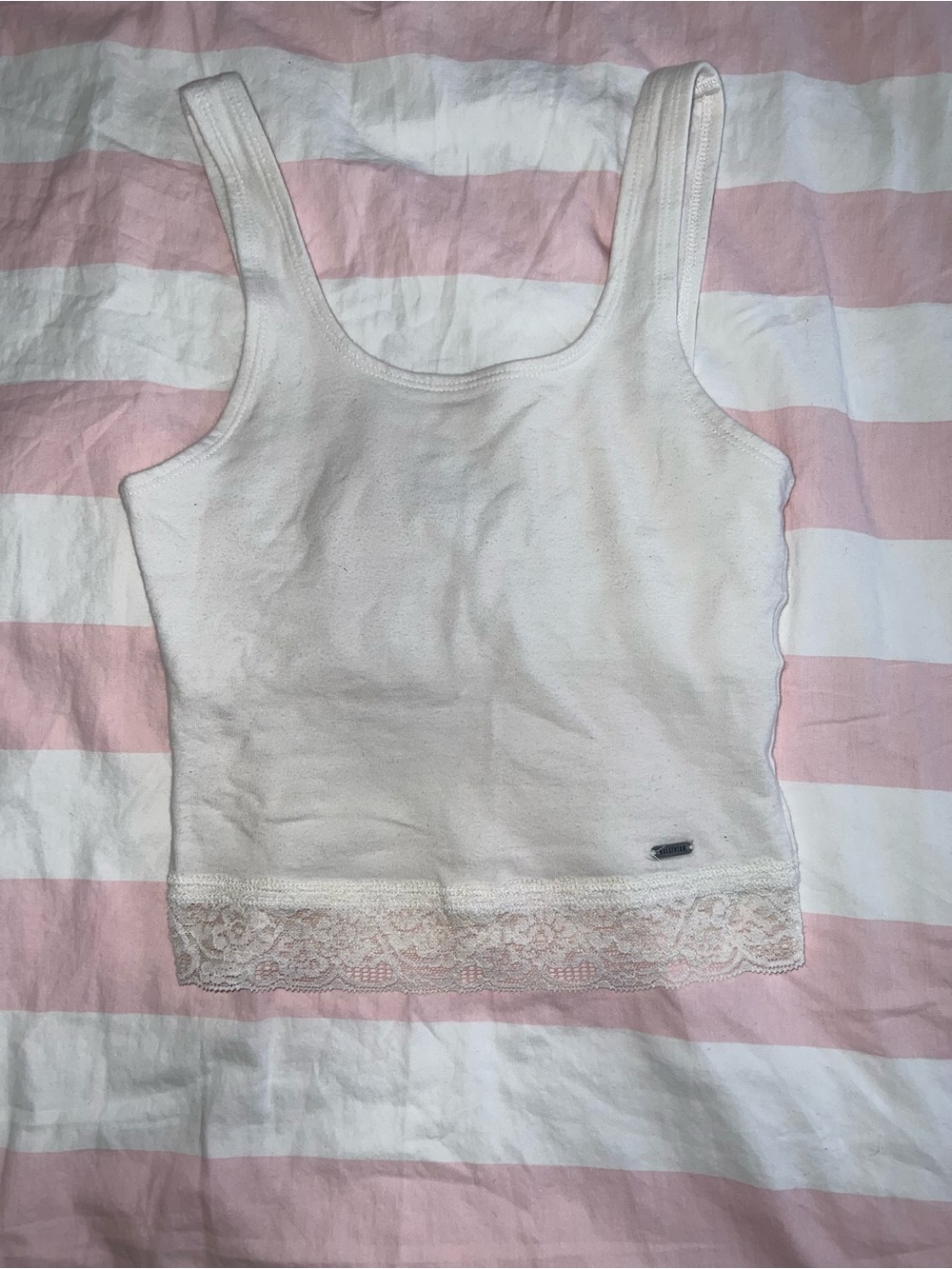 Hollister White Lace-Trim Tank - Women - Picture 3 of 5